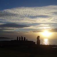 Sonnenuntergang bei den Moai Tahai • <a style="font-size:0.8em;" href="http://www.flickr.com/photos/127204351@N02/15901383141/" target="_blank">View on Flickr</a>