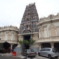 hinduistischer Sri Mahamariamman Tempel • <a style="font-size:0.8em;" href="http://www.flickr.com/photos/127204351@N02/17717267562/" target="_blank">View on Flickr</a>